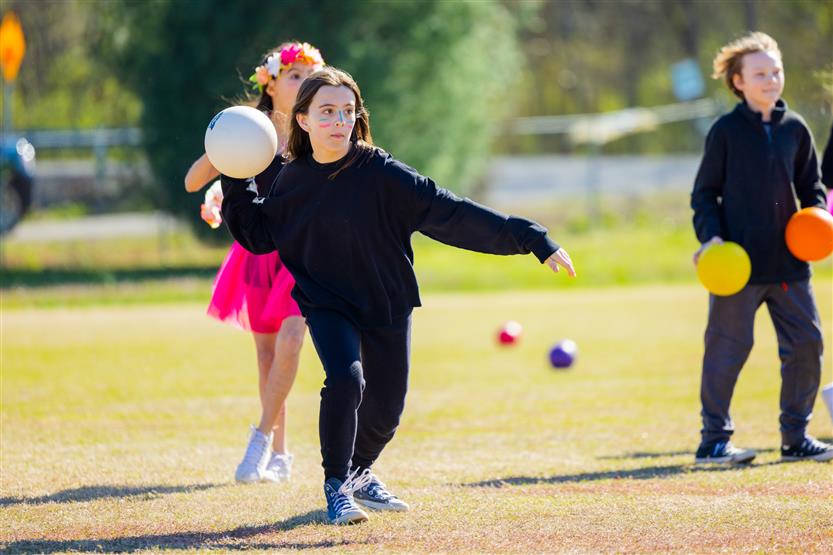Hillsboro School students enjoy Field Day